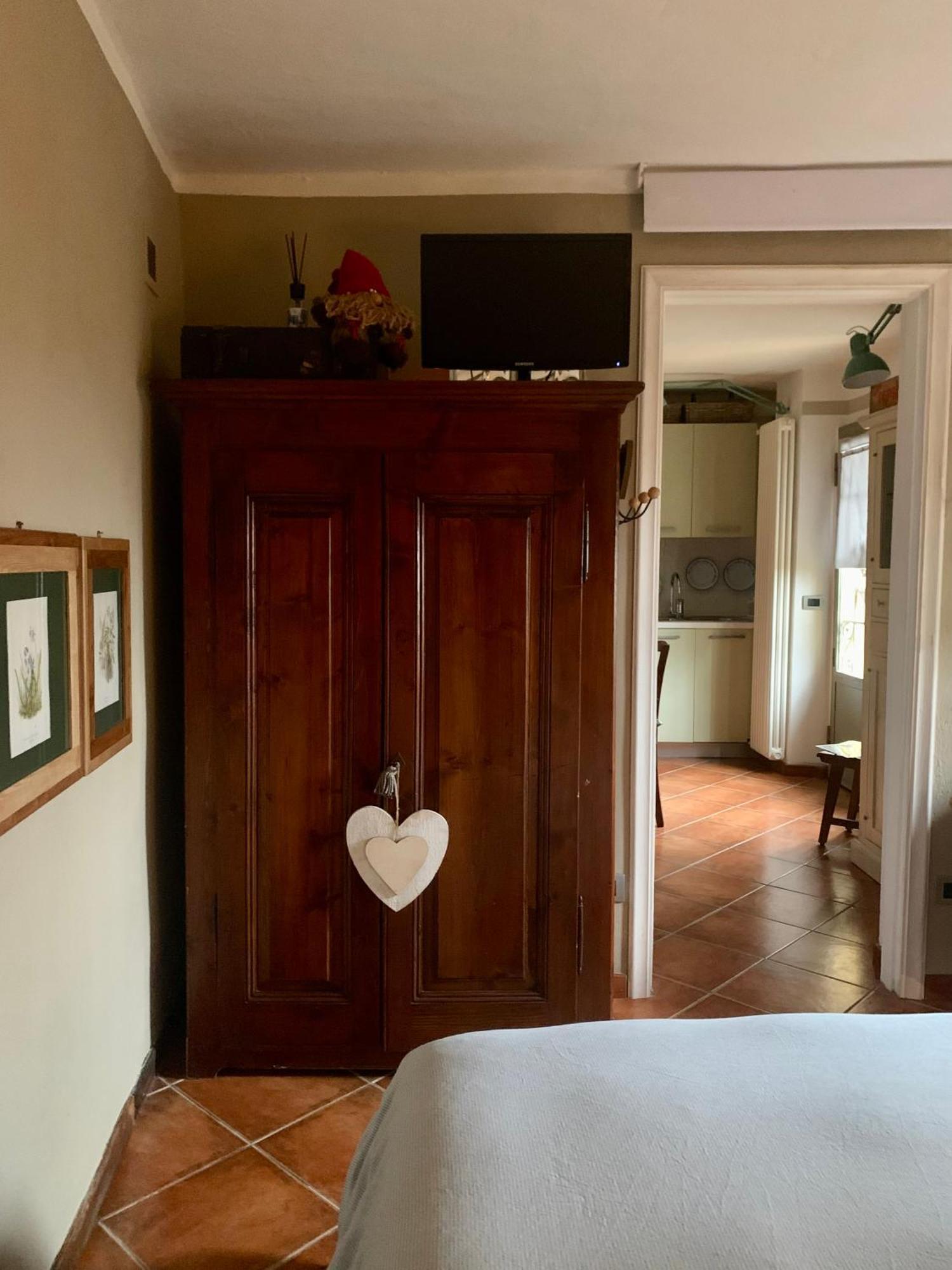 Il Riccio Appartamento Cernobbio Luaran gambar